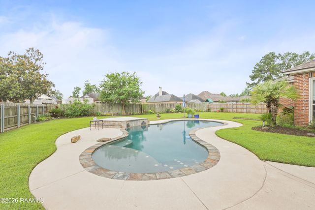 104 Carrollton Circle, Lafayette, LA 70503
