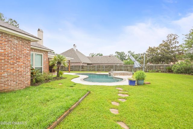 104 Carrollton Circle, Lafayette, LA 70503