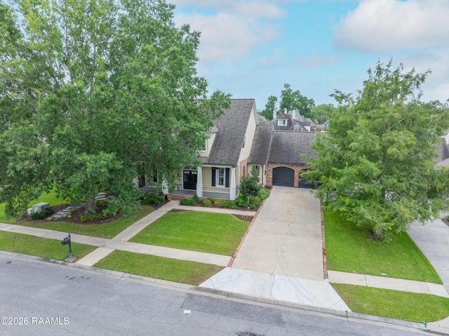 104 Carrollton Circle, Lafayette, LA 70503