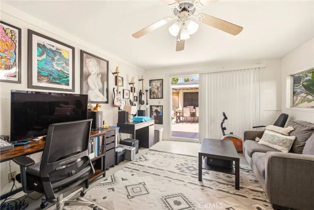 6718 Wynne, Reseda, CA 91335