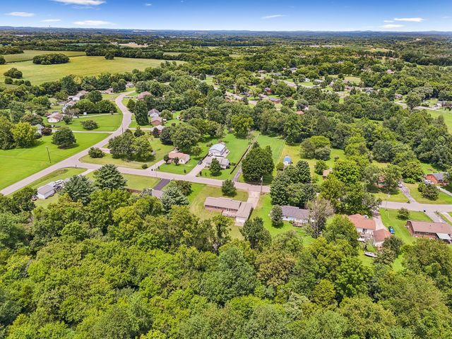 2724 Fawnwood Dr, Murfreesboro, TN 37129