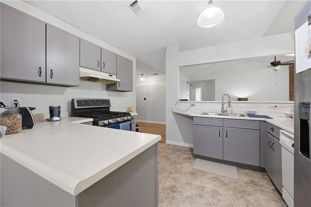 10510 Willow View Circle, Alpharetta, GA 30022
