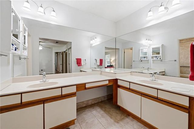 10510 Willow View Circle, Alpharetta, GA 30022