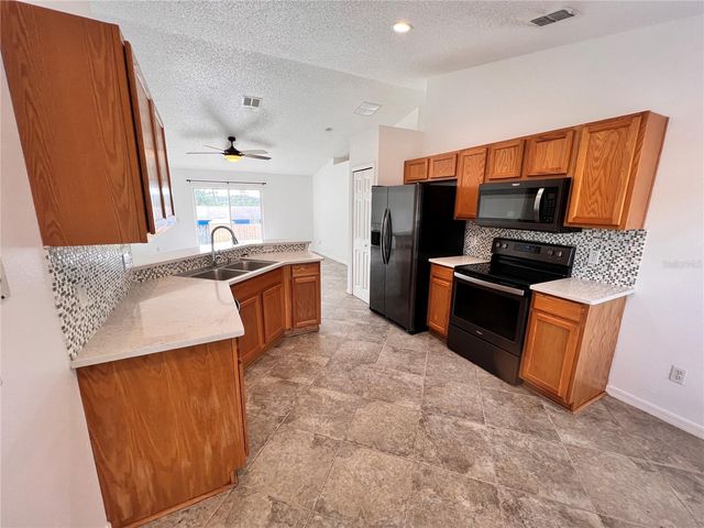 3344 COURTLAND BOULEVARD, Deltona, FL 32738