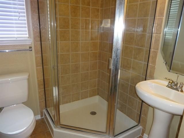 2807 Edgewick Elm Street, Fresno, TX 77545