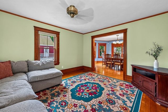 9 Warren Street, Norwood, MA 02062