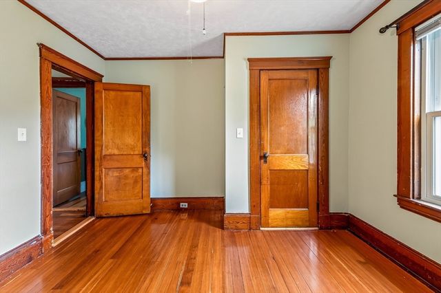 9 Warren Street, Norwood, MA 02062