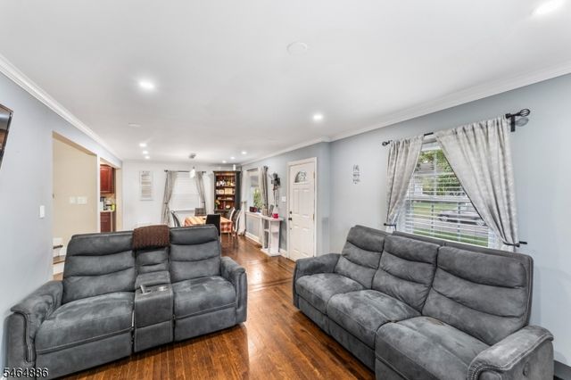 1113 Mcdonough St, South Plainfield Boro, NJ 07080
