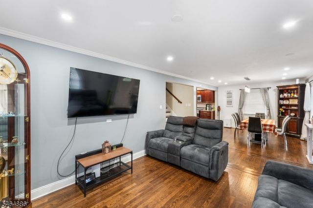1113 Mcdonough St, South Plainfield Boro, NJ 07080