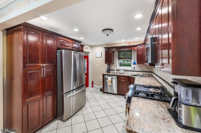 1113 Mcdonough St, South Plainfield Boro, NJ 07080
