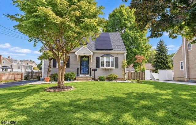 1113 Mcdonough St, South Plainfield Boro, NJ 07080