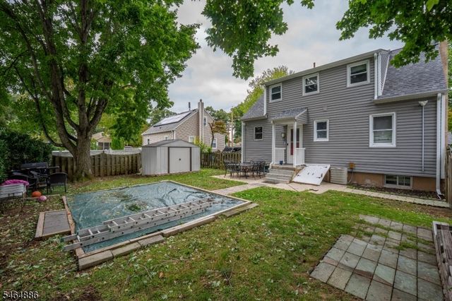 1113 Mcdonough St, South Plainfield Boro, NJ 07080