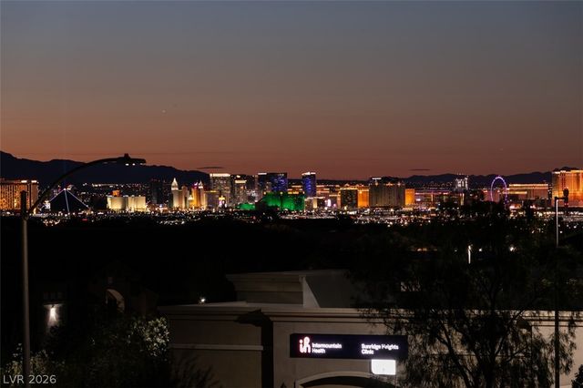 779 Glowing Horizon Street, Henderson, NV 89052