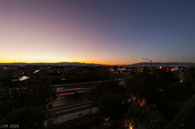 779 Glowing Horizon Street, Henderson, NV 89052