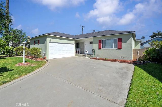 312 N Maplewood, West Covina, CA 91790