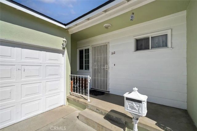 312 N Maplewood, West Covina, CA 91790