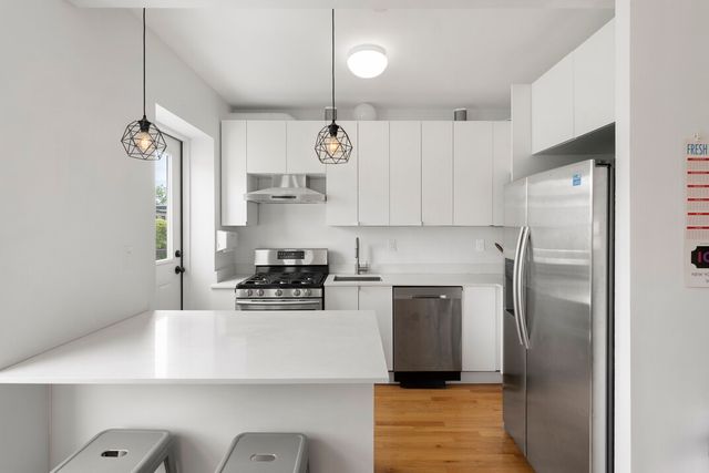 774 GREENE Avenue TH, New York City, NY 11221