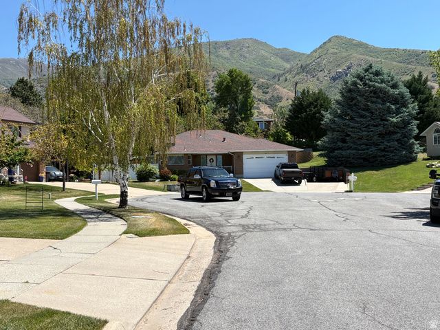 545 S 1350 E, Fruit Heights, UT 84037