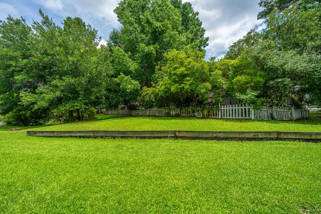 1409 Bloomingdale Lane, Mount Pleasant, SC 29466