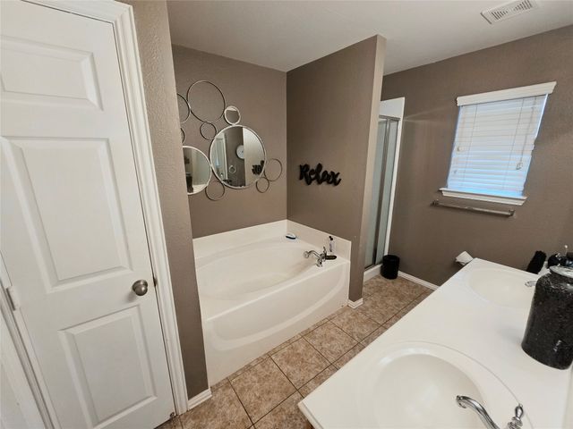 610 Juniper Drive, Arlington, TX 76018
