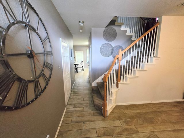 610 Juniper Drive, Arlington, TX 76018