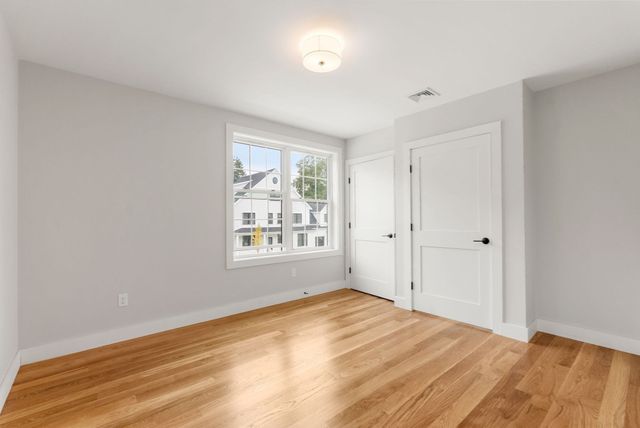 6 Kinsale Lane, Boston, MA 02136