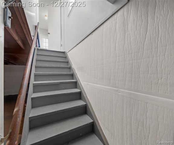 34841 Lynn Drive, Romulus, MI 48174