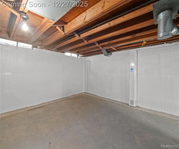 34841 Lynn Drive, Romulus, MI 48174