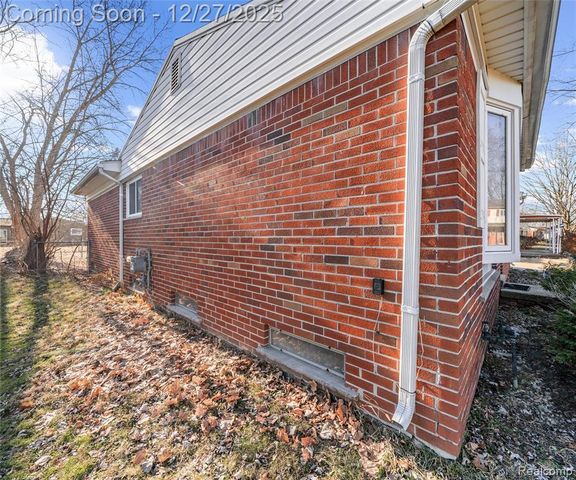 34841 Lynn Drive, Romulus, MI 48174