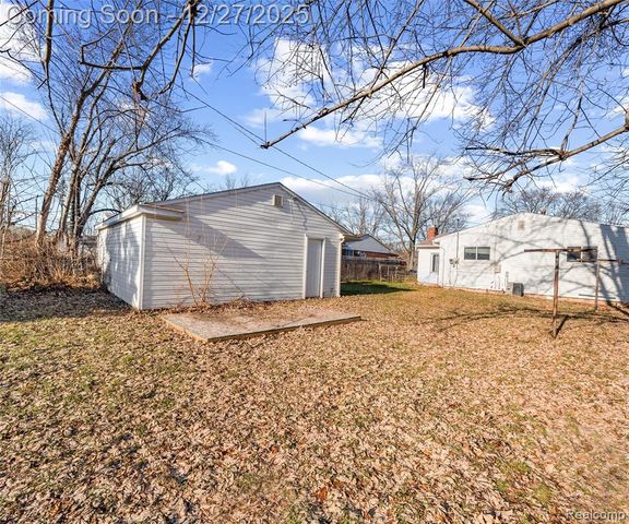 34841 Lynn Drive, Romulus, MI 48174