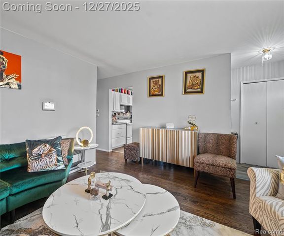 34841 Lynn Drive, Romulus, MI 48174