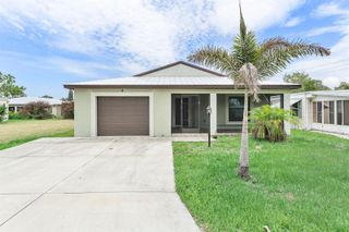4 S Alhambra S, Port St. Lucie, FL 34952