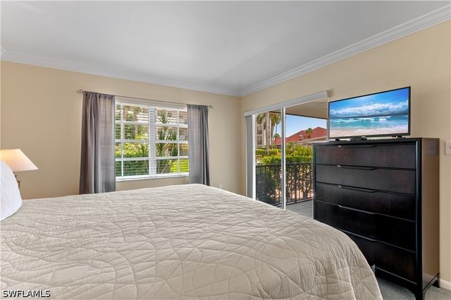 5 High Point CIR W 104, Naples, FL 34103