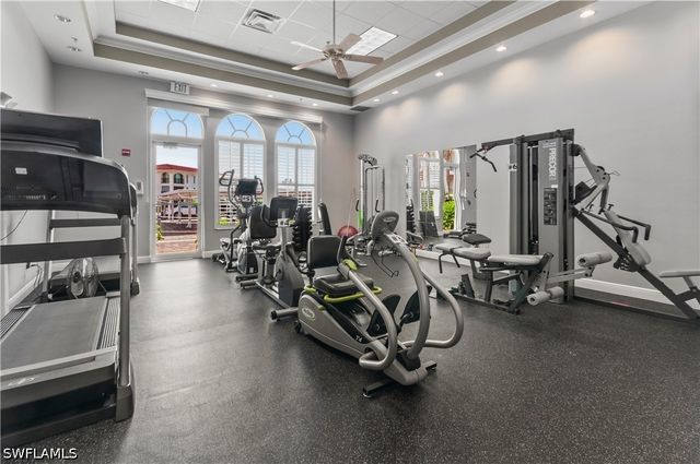 5 High Point CIR W 104, Naples, FL 34103