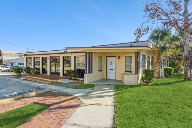 1231 LAKELAND HILLS BOULEVARD, Lakeland, FL 33805