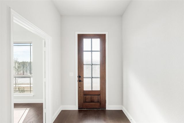 169 Creekside Drive, Sanger, TX 76266