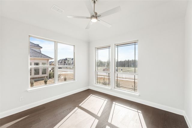 169 Creekside Drive, Sanger, TX 76266