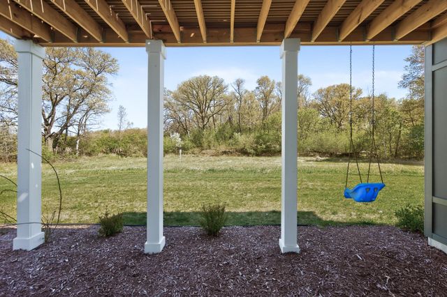 10485 56th Place N, Lake Elmo, MN 55042