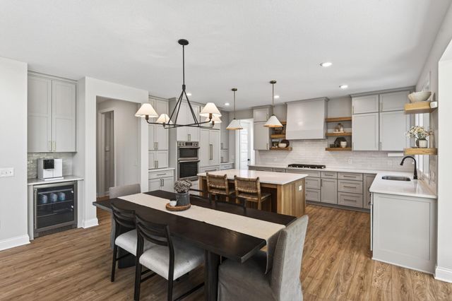 10485 56th Place N, Lake Elmo, MN 55042