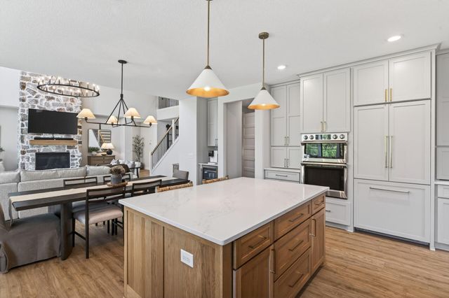 10485 56th Place N, Lake Elmo, MN 55042