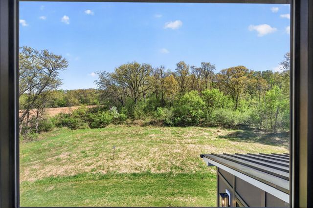 10485 56th Place N, Lake Elmo, MN 55042