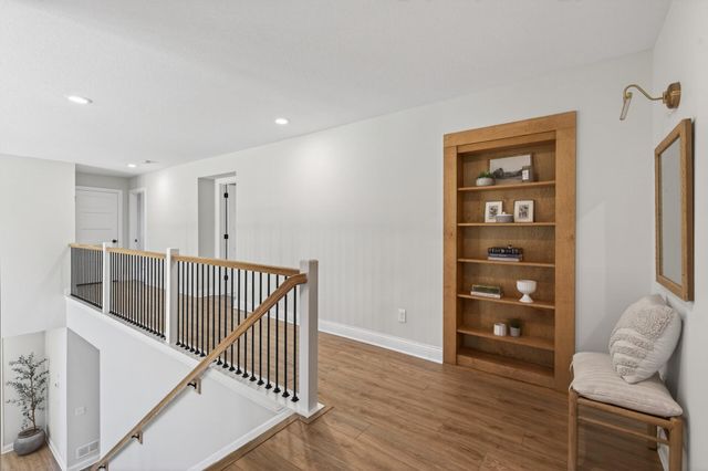 10485 56th Place N, Lake Elmo, MN 55042