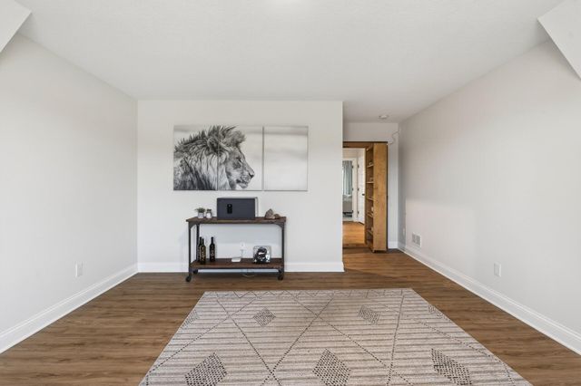 10485 56th Place N, Lake Elmo, MN 55042