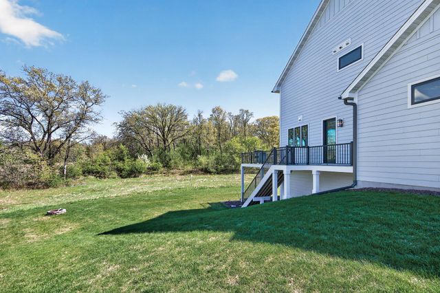 10485 56th Place N, Lake Elmo, MN 55042