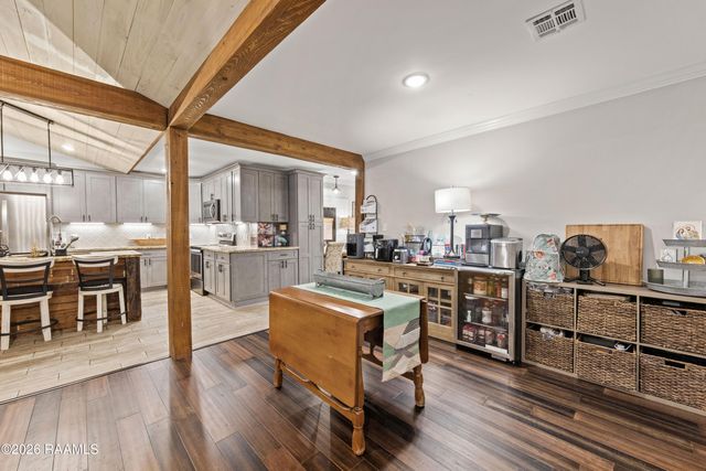 102 Beechwood Drive, Lafayette, LA 70503