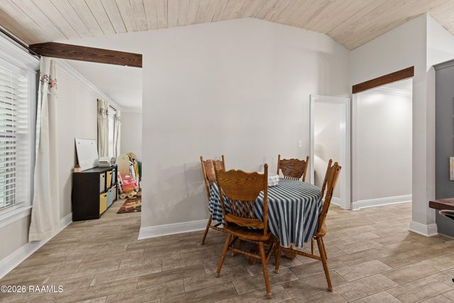 102 Beechwood Drive, Lafayette, LA 70503