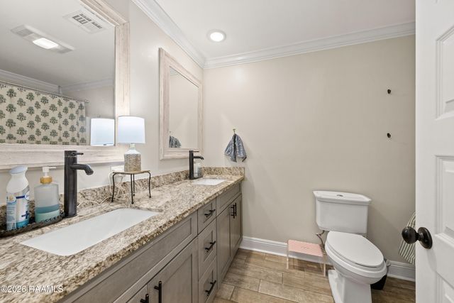 102 Beechwood Drive, Lafayette, LA 70503