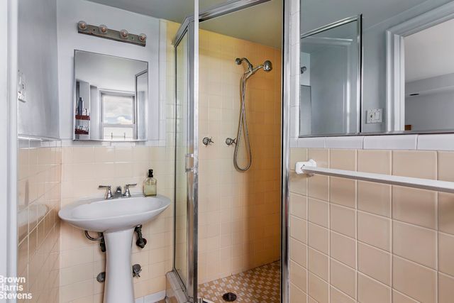 4525 HENRY HUDSON Parkway W B1003, New York City, NY 10471