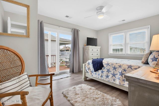 414 37th Street, Sunset Beach, NC 28468