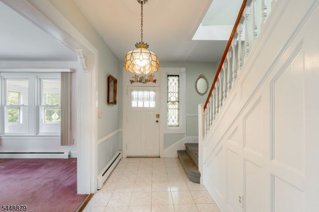 39 Brookdale Ave, Verona Twp., NJ 07044